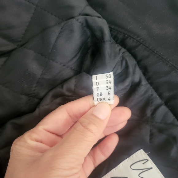 Moschino Convertible Trench Coat - Picture 10 of 11